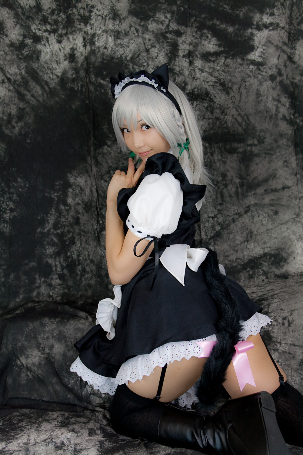 Cosplay maid as a beauty C77 Sakuya izayoi (2)